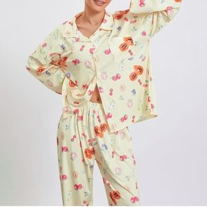 Fruit Pyjama Set- Women’s One Size - Yellow 🍐🍓🫐🍑